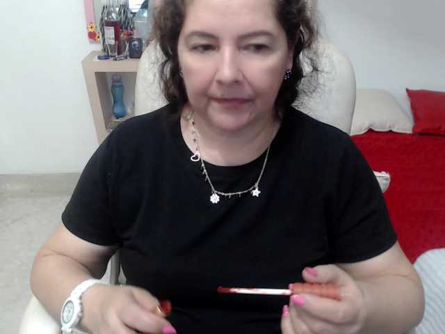 leonela-68 webcam