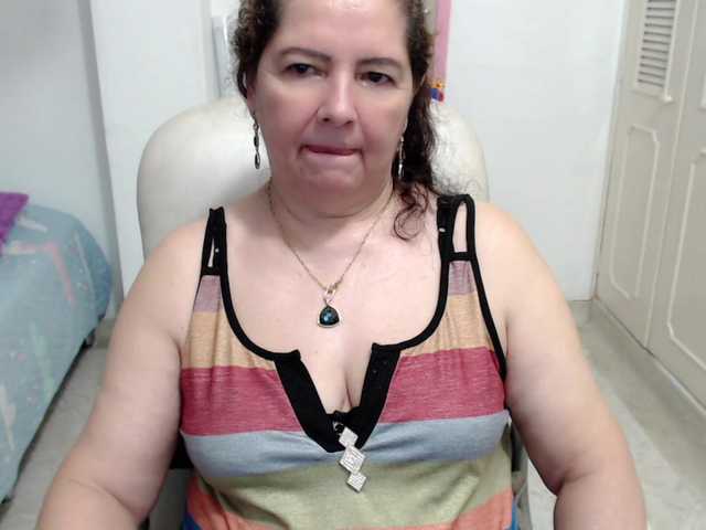 leonela-68 Live-Cam auf BongaCams