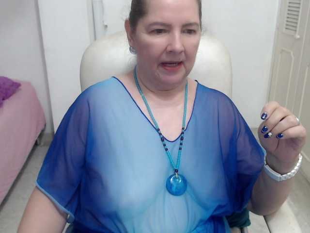 leonela-68 live sex