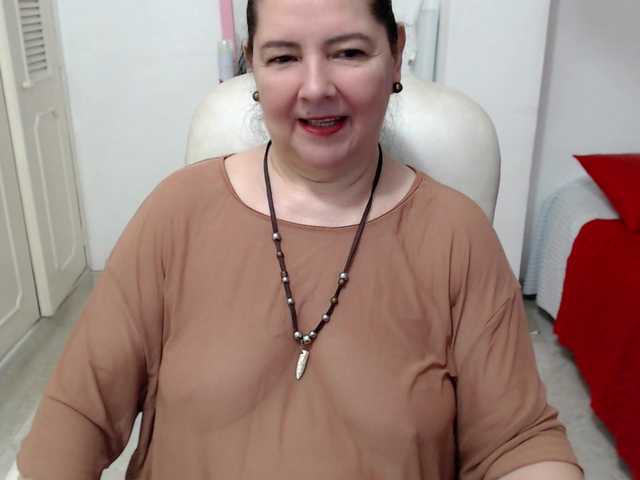 leonela-68