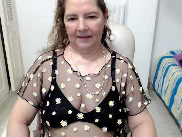 leonela-68