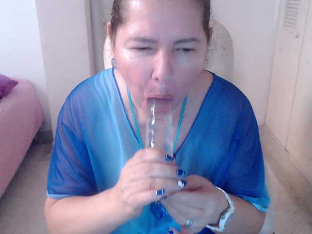 leonela-68
