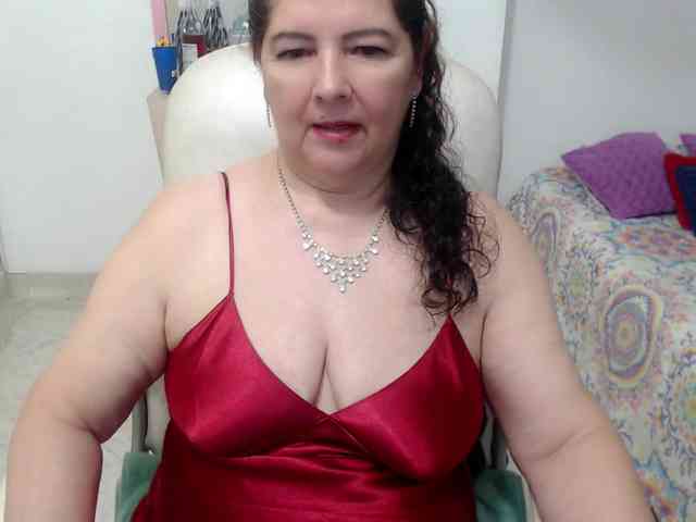 leonela-68 webcam
