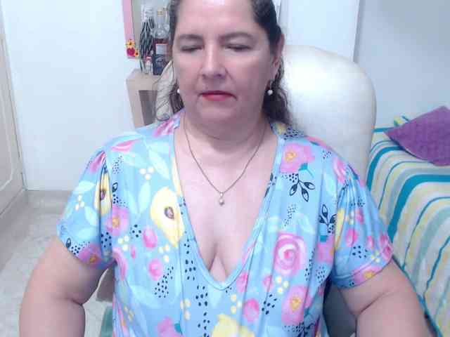 leonela-68 webcam
