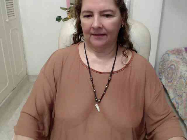 leonela-68 webcam