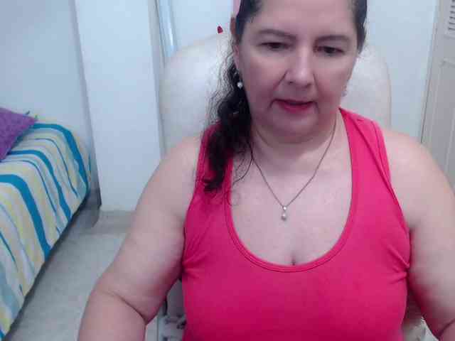 leonela-68