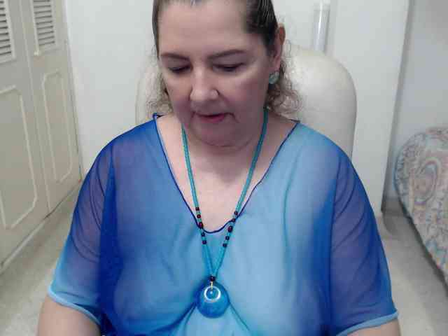 leonela-68 webcam