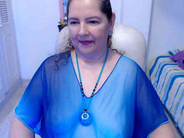 leonela-68