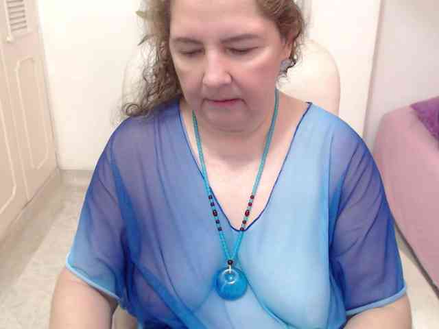 leonela-68 webcam