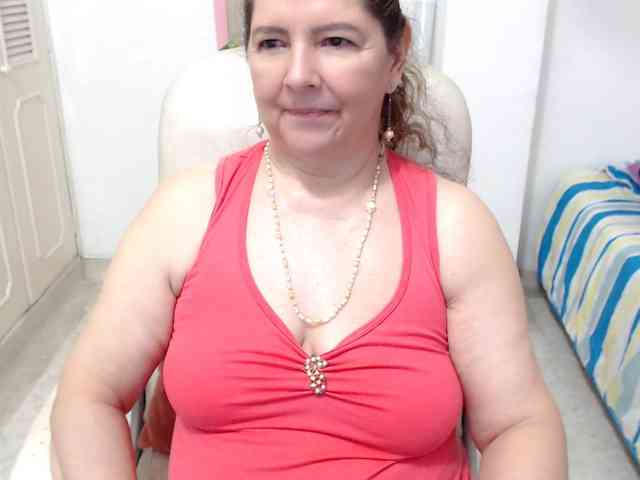 leonela-68 webcam