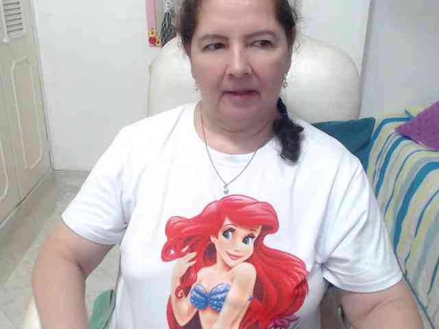 leonela-68
