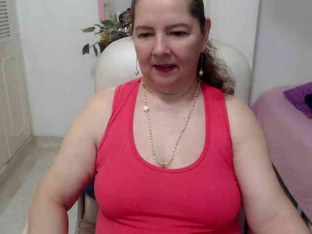 leonela-68 webcam