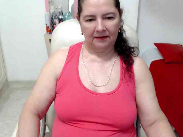 leonela-68