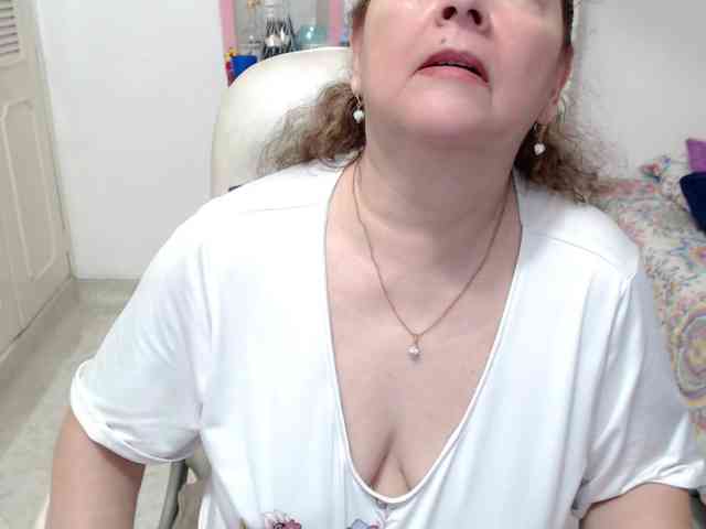 leonela-68 leonela-68