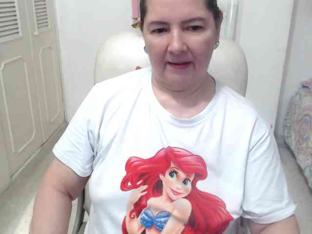 leonela-68 webcam