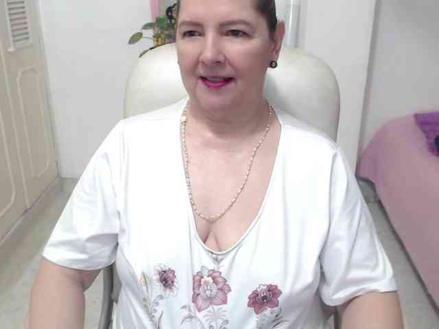 leonela-68 webcam