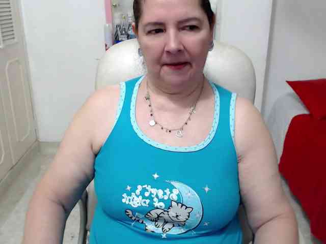 leonela-68