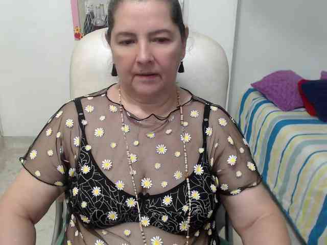 leonela-68 webcam