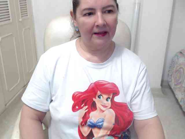 leonela-68 webcam