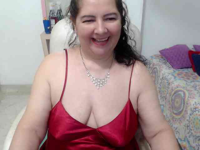 leonela-68 webcam