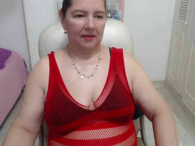 leonela-68 webcam
