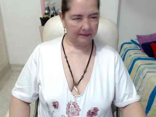 leonela-68