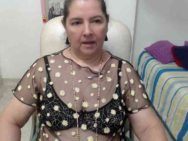 leonela-68