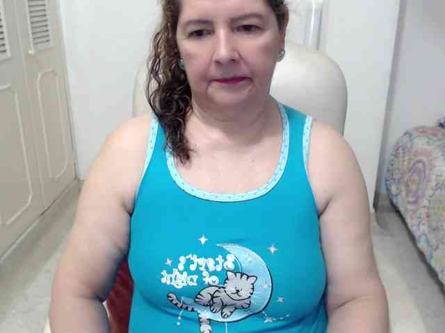 leonela-68 webcam
