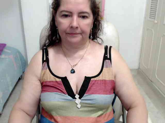 leonela-68 webcam
