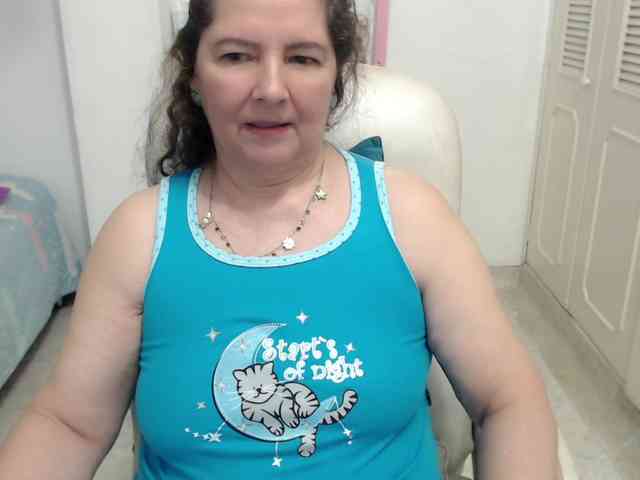 leonela-68 webcam