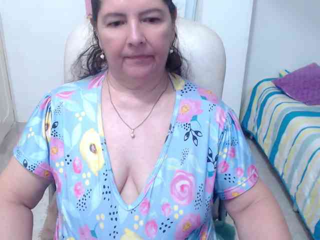 leonela-68 webcam