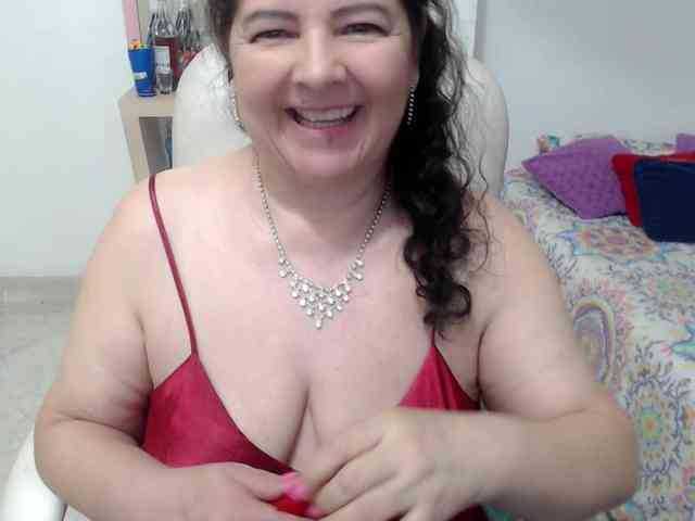 leonela-68