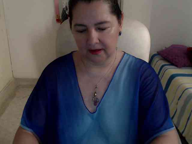 leonela-68 webcam