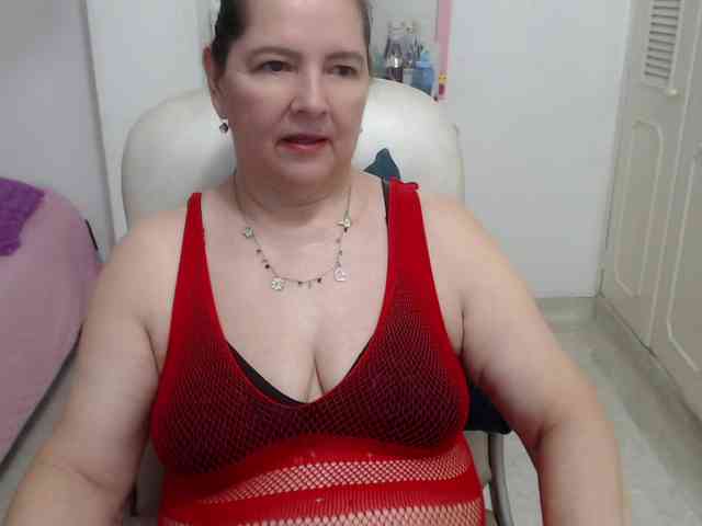 leonela-68 webcam