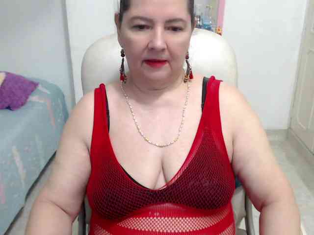 leonela-68 webcam