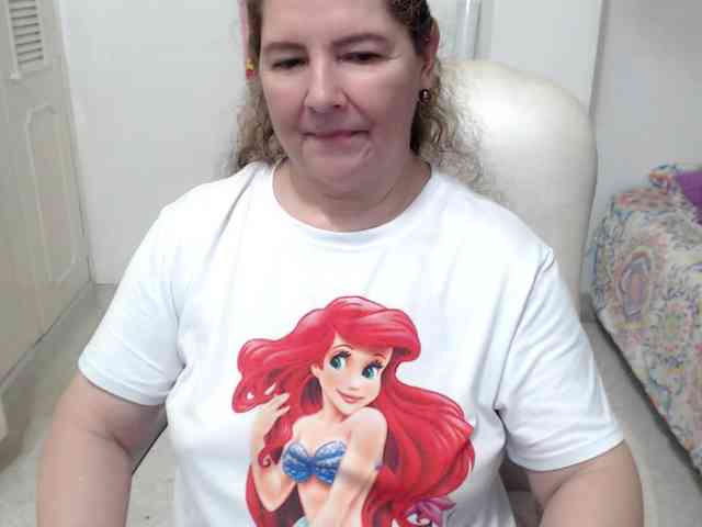 leonela-68 webcam