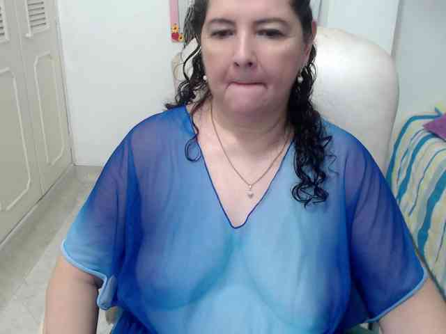 leonela-68 webcam