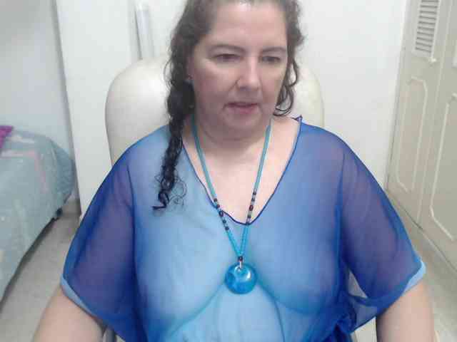 leonela-68 webcam