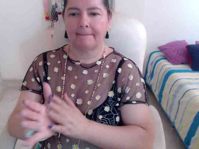 leonela-68 webcam