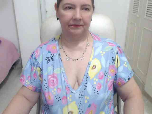 leonela-68 webcam