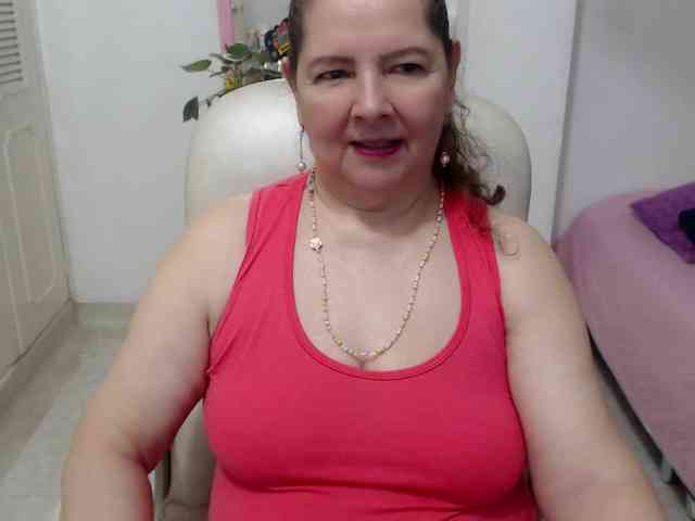 leonela-68 webcam