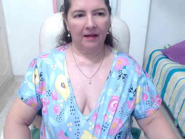 leonela-68 webcam