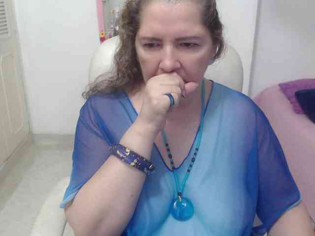 leonela-68