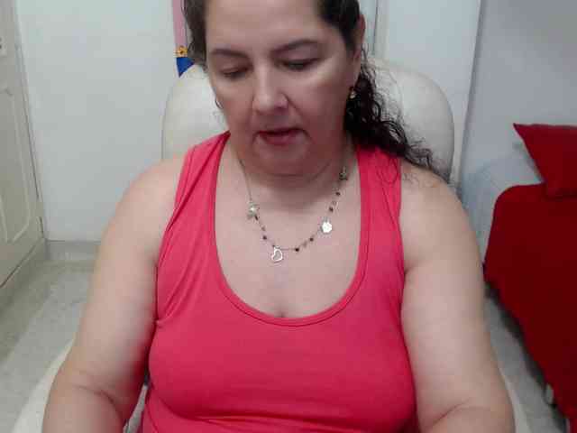 leonela-68 webcam