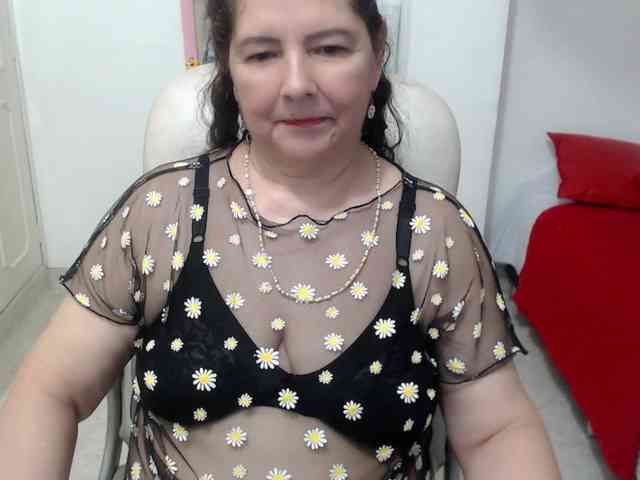 leonela-68