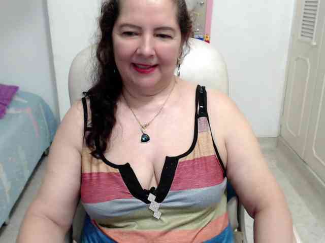 leonela-68 webcam