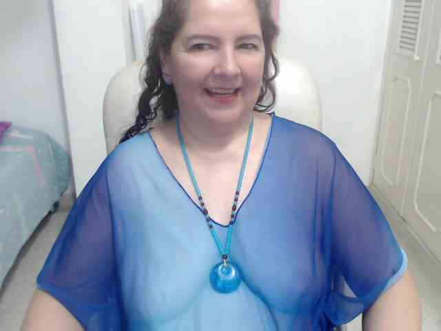 leonela-68 webcam