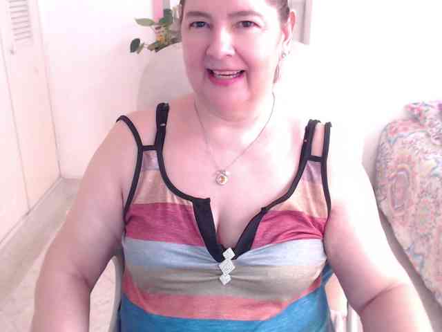 leonela-68 Live Webcam on BongaCams