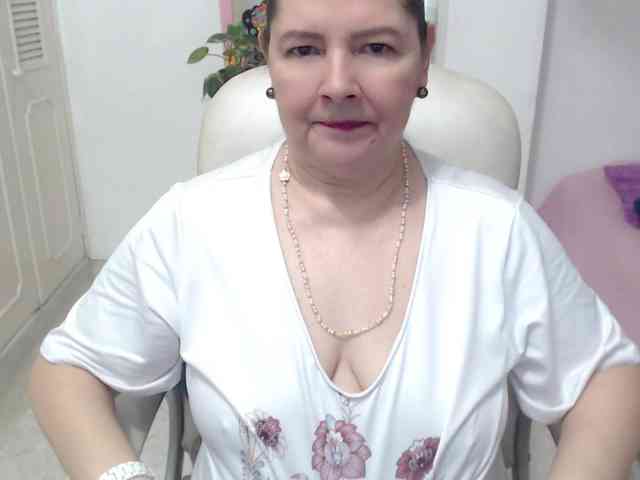 leonela-68