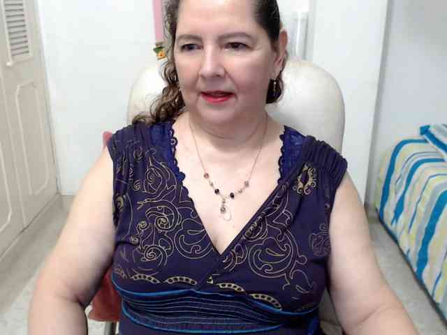 leonela-68 webcam